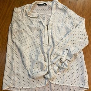 Zara sz xs quarter length shirt